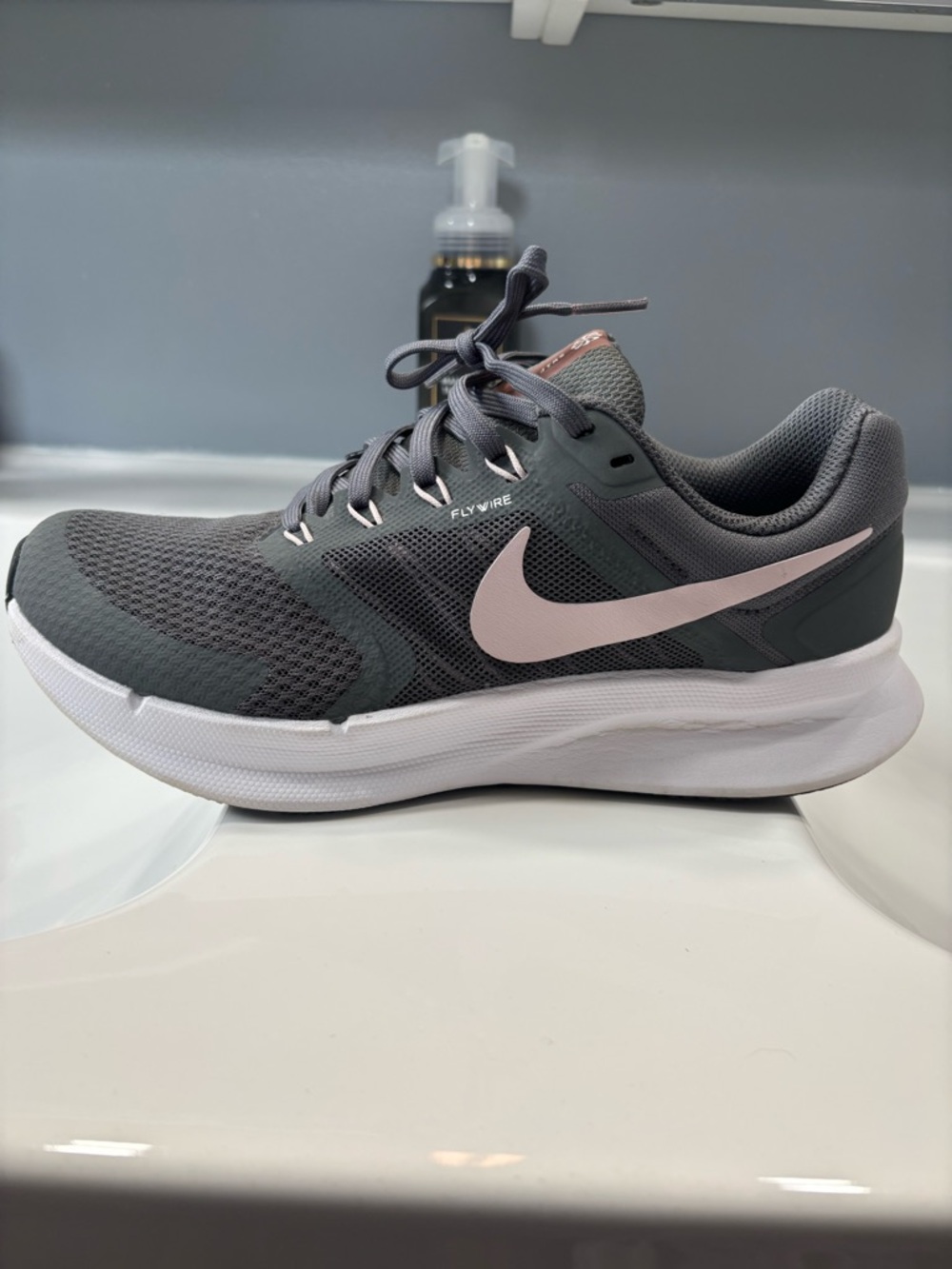 Nike Women’s Gray & Light Pink Flywire Running Shoe